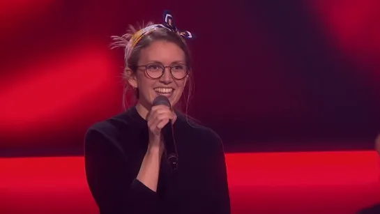 Moira Halaas - All About That Bass (The Voice 2019)