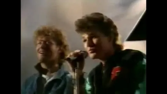 a-ha Take on me, Swedish TV show "Nöjesmassakern", 15.11.85