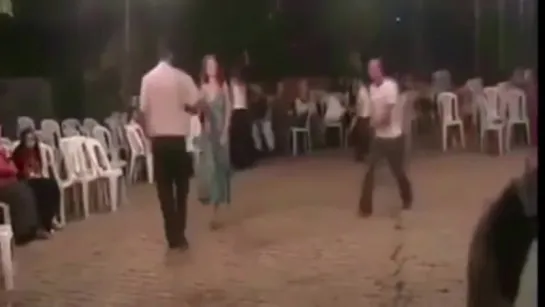 Elçin Sangu Çerkes dansı [3]