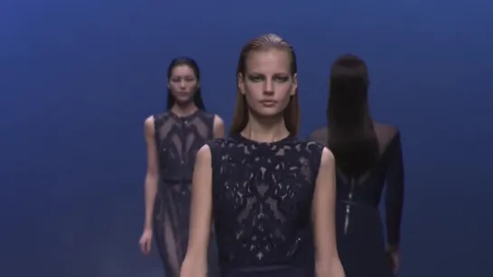 ELIE SAAB READY-TO-WEAR AUTUMN WINTER 2013-2014 FASHION SHOW