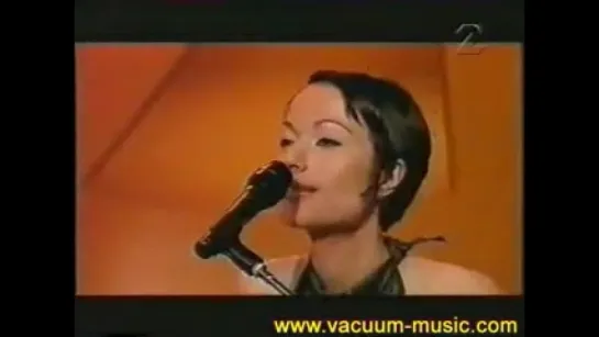 Vacuum - Tonnes Of Attraction (live)