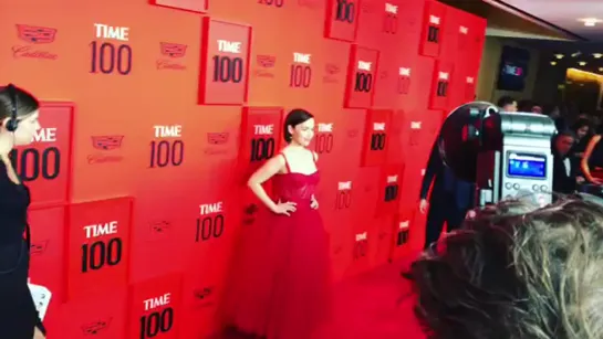 TIME 100 2019 / Эмилия Кларк на гала-вечере «TIME 100» (23.04.19)