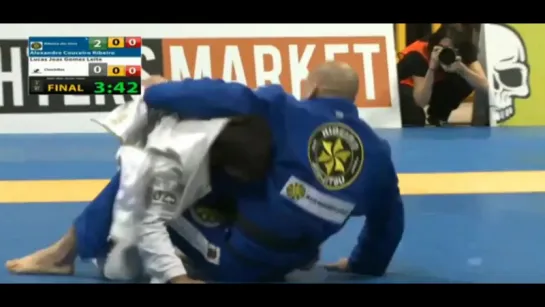 Xande Ribeiro - Lucas Leite (halfguard sweep)