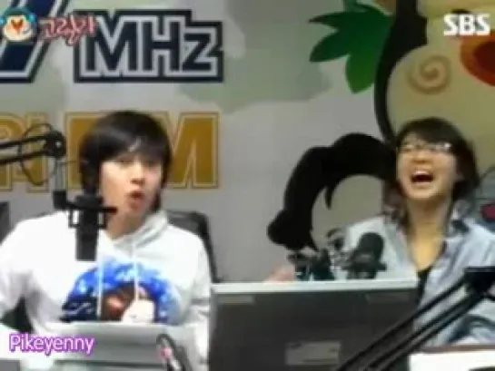 [20110406] Wonder Girls SunYe and Super Junior HeeChul  Young Street Radio FM [Part 1]