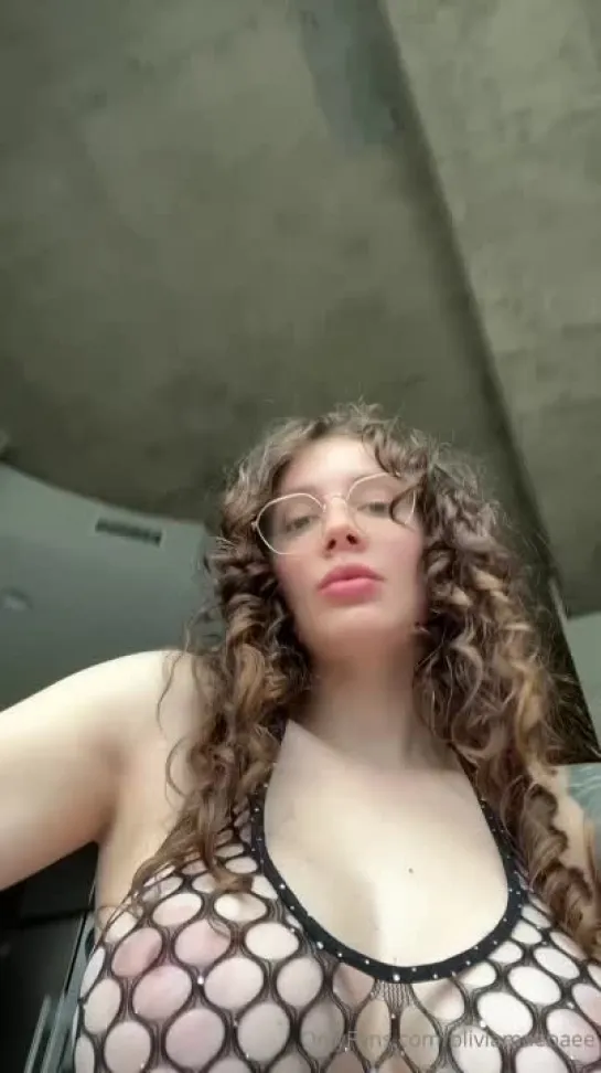 Oliviamaebaee | Alliecatt big tits cam home pov new lingerie striptease new ass stockings чулки сиськи домашнее в сеточку