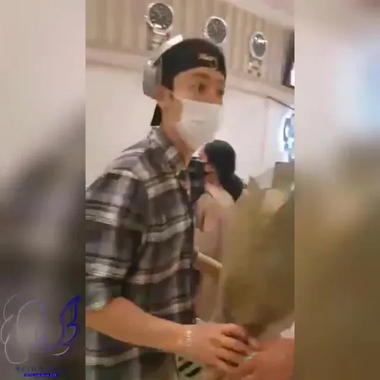 190712 سوبر جونيور في مطار جدة - - @SJofficial - SuperJuniorInKSA (1)