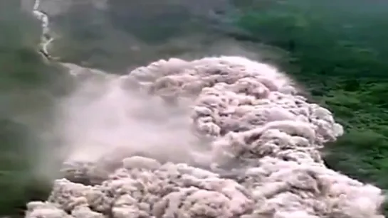 4 Unbelievable Natural Disasters Caught on Tape