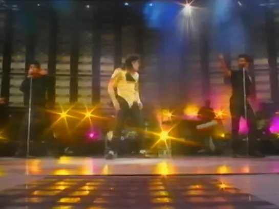 Michael Jackson - Dangerous Tour live in Rotterdam 1992 - Startin' Somethin \ Jam (SNIPPETS)