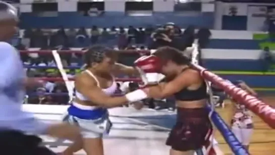 Female fighters knockouts