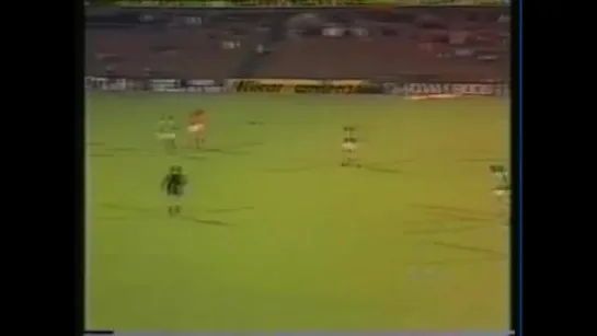 1982 (September 22) Holland 2-Republic of Ireland(480P).mp4