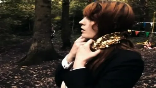 Florence + the Machine - Dog Days Are Over