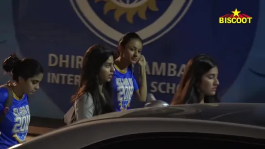 SRK With Daughter Suhana,Aishwarya Rai,Aaradhya,Hrithik Others At Ambani Interna