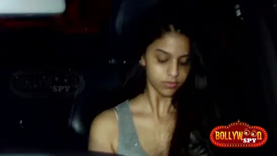 Shahrukh Khans Daughter SPOTTED Outside Karan Johars House