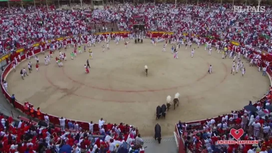 San Fermín 2018 - Sexto Encierro 12 de julio -- Toros de la ganadería de Victoriano del Rio