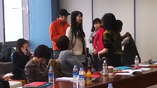 [BTS] 130308 | Drama Gu Family Book - Script Reading