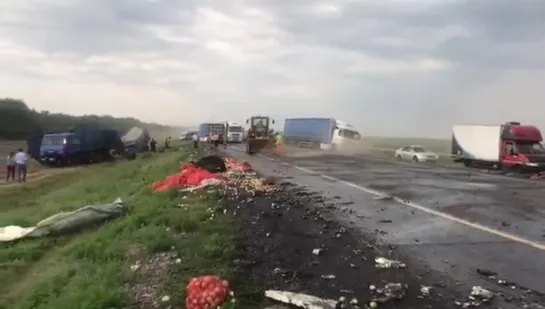 Последствия аварии в районе Каменска-Шахтинского 24.07.2019