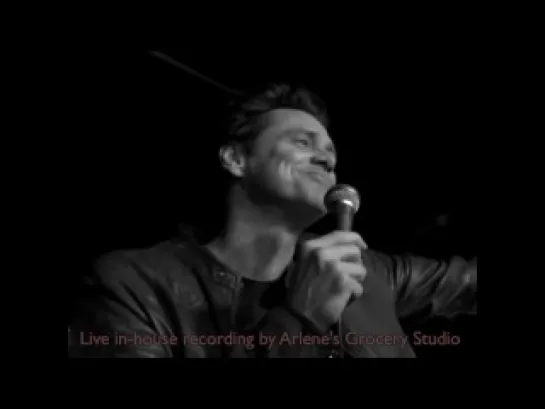 Jim Carrey sings Creep with Arlene's Grocery Rock 'n' Roll Karaoke Band