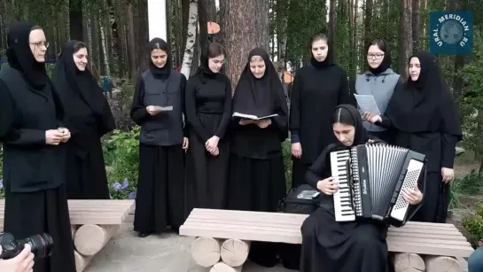 “Выпьем за родину” Монахини Среднеуральского монастыря.