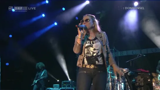 Anastacia - Left Outside Alone (Live von der Donauinsel 2015)