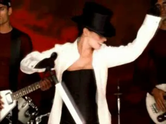 Shania Twain -'' Man! I Feel Like A Woman!''