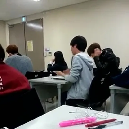 [April 08, 2015] Jong Suk attending Class @ Konkuk University- Part 3