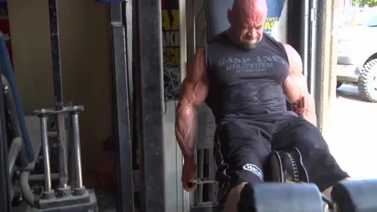 Most Muscular with Branch Warren- Super-Sized Quads