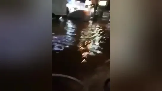 Flooding hits Jakarta, Indonesia 🇮🇩 October 10 2020 Banjir