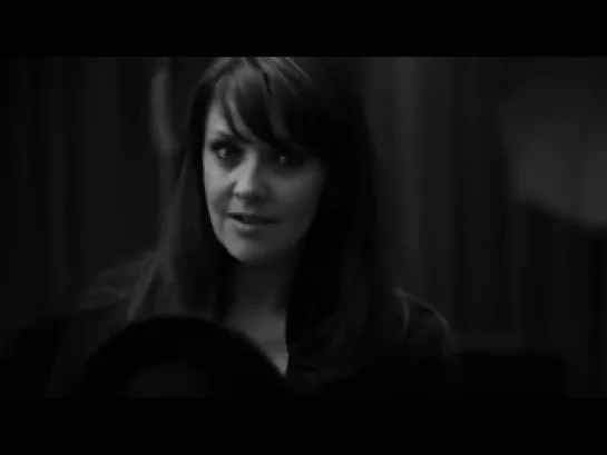 Amanda Tapping vs. Dennys Ilic - Behind the Scenes Photoshoot [part I]