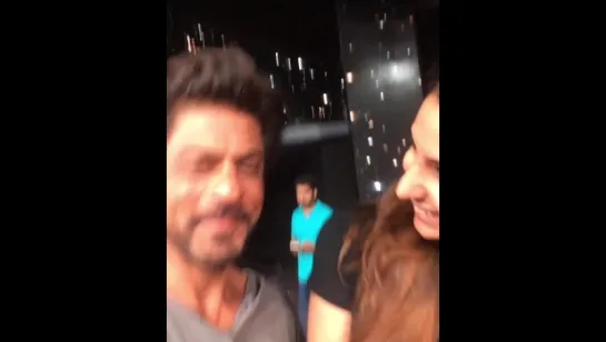 Shah Rukh Khan wishing Happy Birthday to Ssmile Hyatt during Lux Golden Rose Award srehearsal.