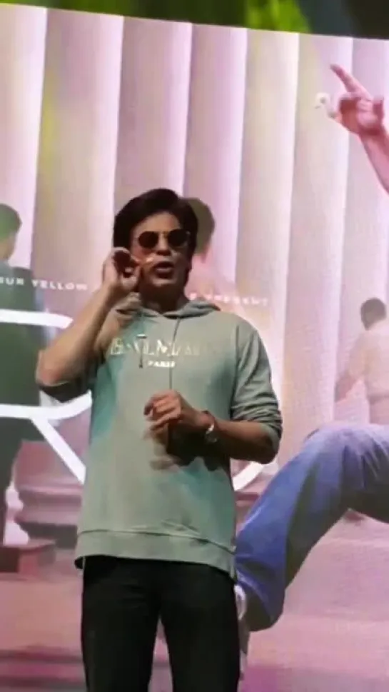 SRK for ZeroPromotions at GlobalVillage Zero - SRK saying the Devdas Dialogue