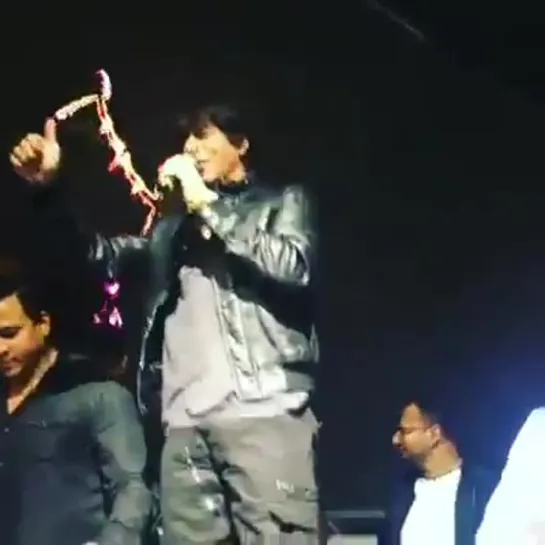 Shah Rukh Khan at ‘White Dubai' Night Club in Dubai 16