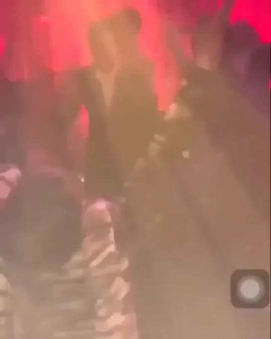 Ranveer shakes a leg with Shah Rukh and MalaikaArora at his reception