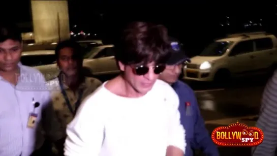 Shahrukh Khan Spotted At Airport, Leaves For Munich, Germany