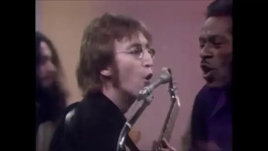 John Lennon & Chuck Berry on The Mike Douglas Show in February 1972 [full!]