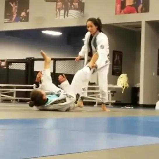 Tripod sweep!