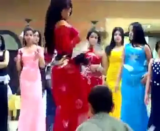 Arab Girls Dancing in Dubai Hotel   YouTube