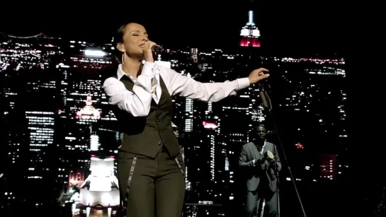 Sade - Bring Me Home Live 2011 (Part 1 - Full HD 720)