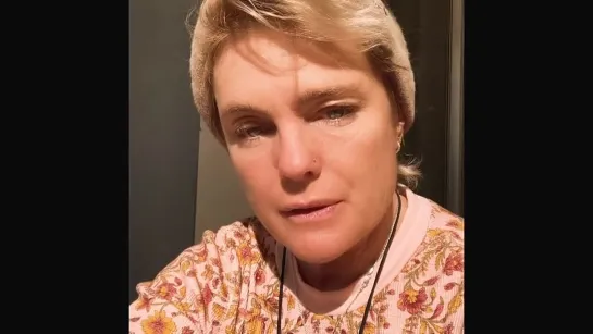 Instagram Erika Eleniak