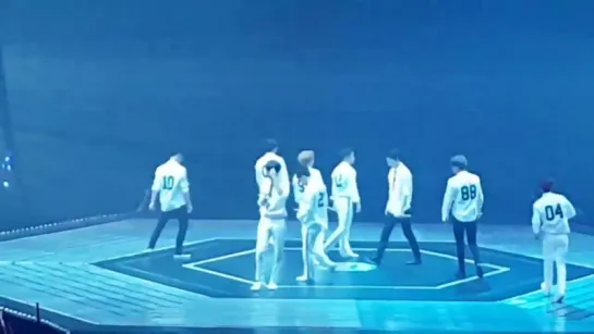 [Fancam] 161126 EXO One  Only in EXOrDIUM inTaipei