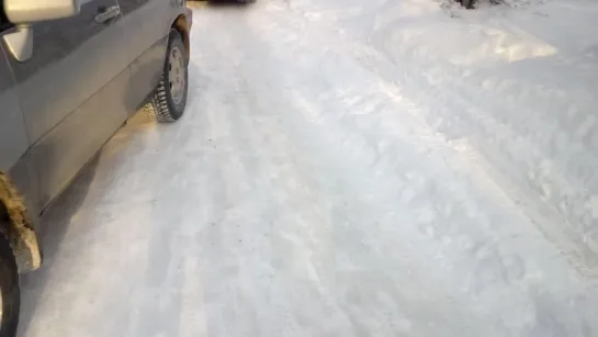 мастер парковки  Так паркуются в г. Шелехов (присутствует мат)