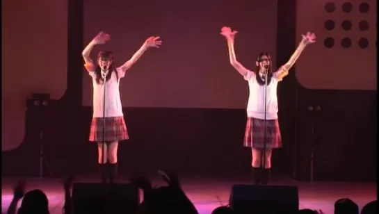 Sakura Gakuin - FIRST LIVE & DOCUMENTARY 2010 to 2011 (русские субтитры)