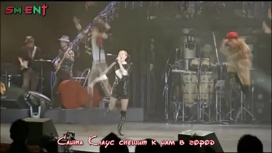 [BoA THE LIVE 2010 X'mas] Santa Claus Is Coming To Town (рус.суб)