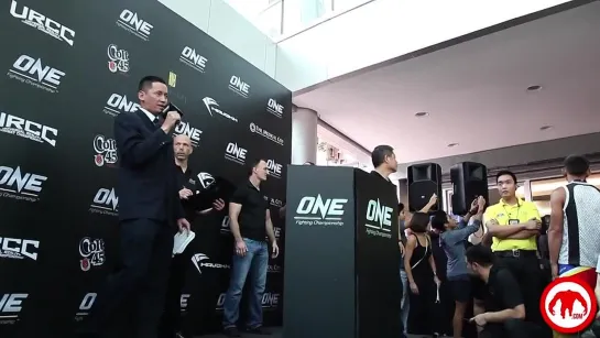 One FC 5 - Взвешивание