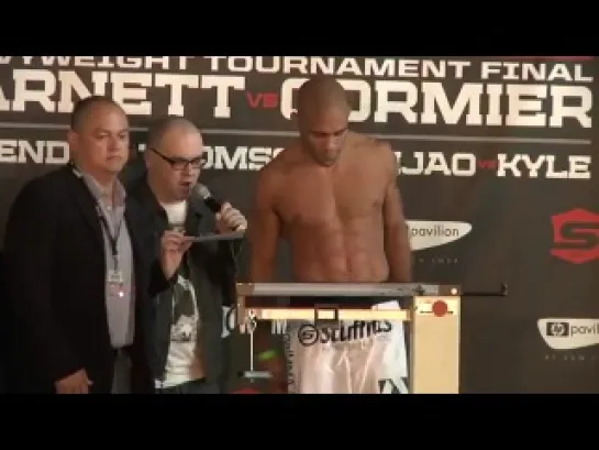 Взвешивание перед Strikeforce Barnett vs. Cormier