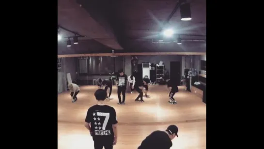 [INSTAGRAM] 170723 EXO 'The Eve' @ look_at_real Instagram update: 'THE EVE' dance ver.