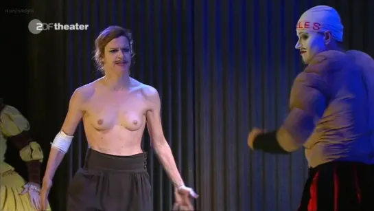 Inga Busch Nude - Wie es euch gefällt (2009) Watch Online