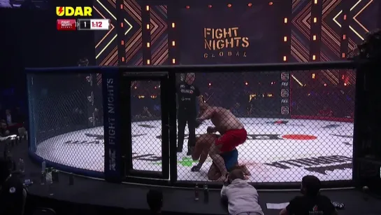 Без шансов! Магомедов побил и придушил Жайика на AMC Fight Nights 120