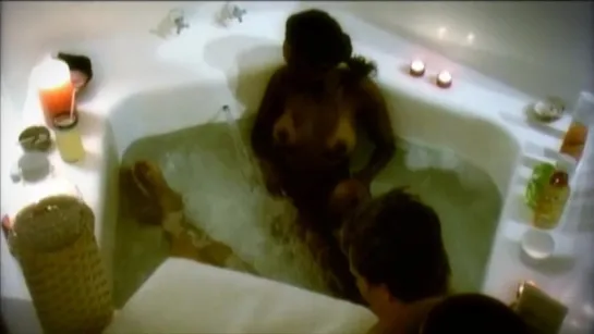 Bettu Mekonen Nude  - Paradise Hotel - s01e07 (2005)