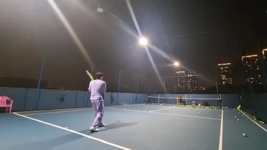 Tennis amateur