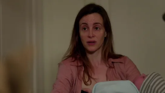 Maria Dizzia Nude - Orange is the New Black / Season 2 / Episode 2 (s02e02)